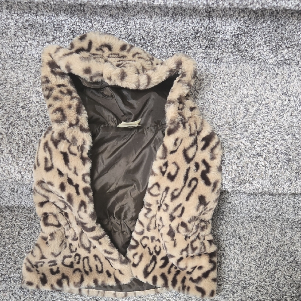 Leopard Print Faux Fur Vest